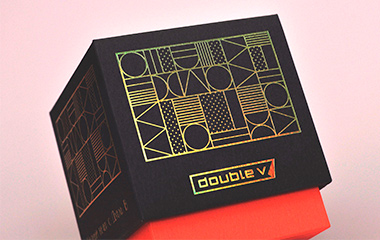 Свечи «Уютный вечер с Дубль В» в дизайнерской упаковке из Colorlab