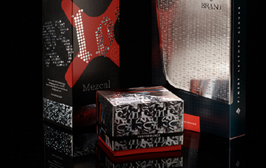 Впечатляющие 3D-эффекты с новой фольгой SILVER LINE