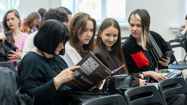 Церемония награждения победителей 30-го студенческого конкурса «Заводной апельсин 2025» состоялась! 